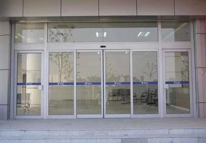 自动感应门